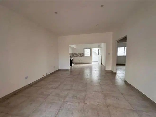 Casa Refaccionada a Nuevo. 3 Ambientes con Suite, Patio y Terraza 1