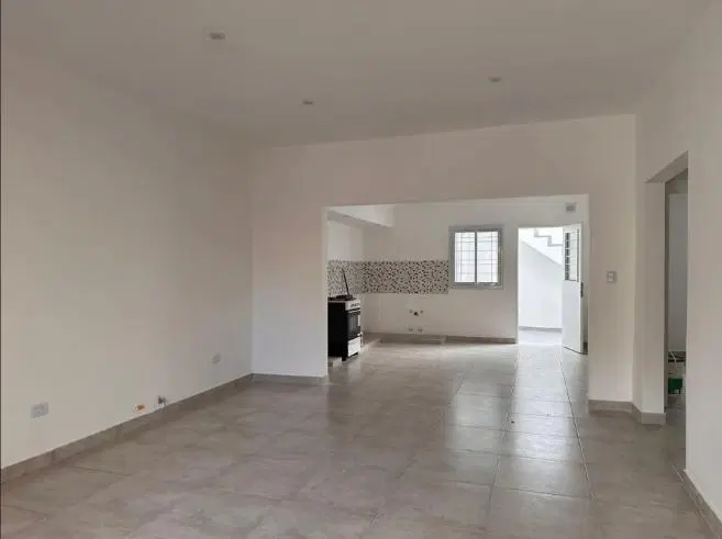 Casa Refaccionada a Nuevo. 3 Ambientes con Suite, Patio y Terraza 4