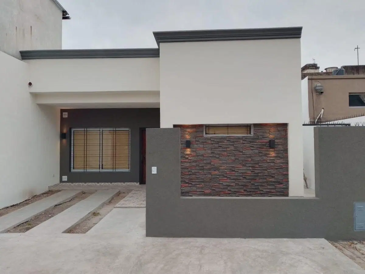 Casa Refaccionada a Nuevo. 3 Ambientes con Suite, Patio y Terraza 2