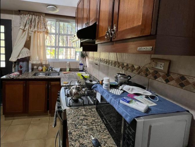 Foto de Casa de 4 ambientes sobre dos lotes con amplio parque, piscina y salida, imagen 4