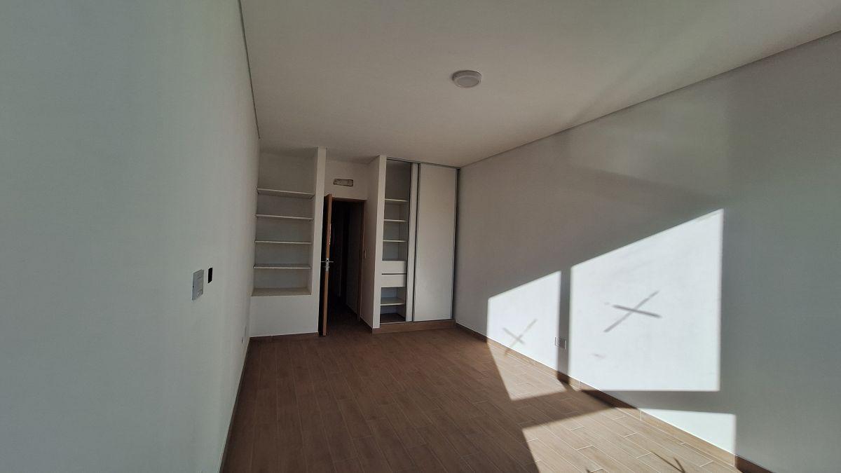 Foto de Confortable dúplex a estrenar con ubicación en barrio residencial de Castelar Sur, ambientes amplios, imagen 5