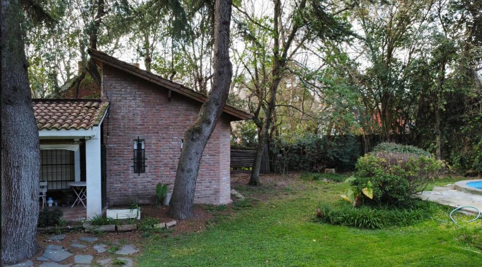 Foto de Casa en venta en Parque Leloir construida sobre lote de 1400 m2 con, imagen 1