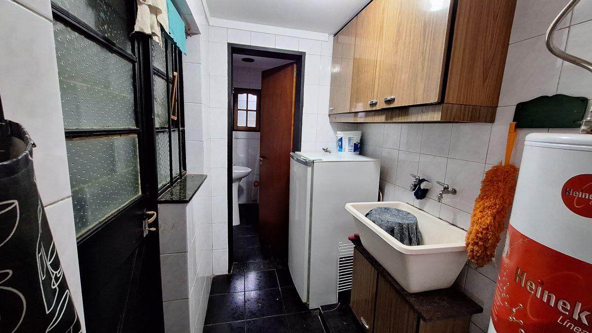 Foto de Chalet de 2 plantas en venta — Villa Ariza, Ituzaingó Norte, imagen 3