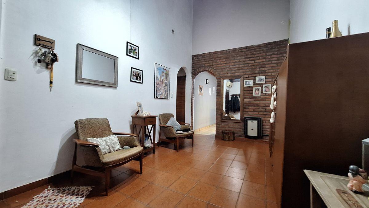 Foto de Chalet en venta — Villa Udaondo, Ituzaingó, imagen 3