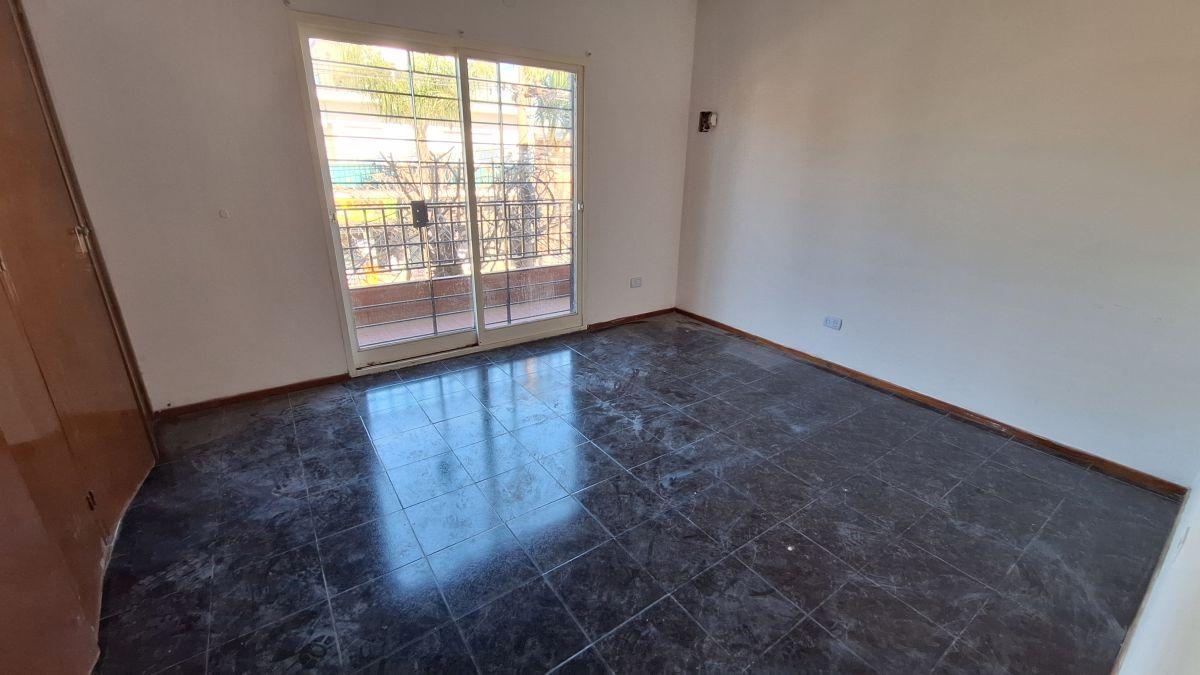 Foto de Departamento en alquiler – San Antonio de Padua Sur, imagen 3