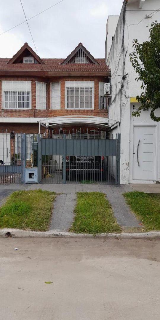Foto de Dúplex de 3 ambientes Apto Crédito en excelente estado, imagen 1