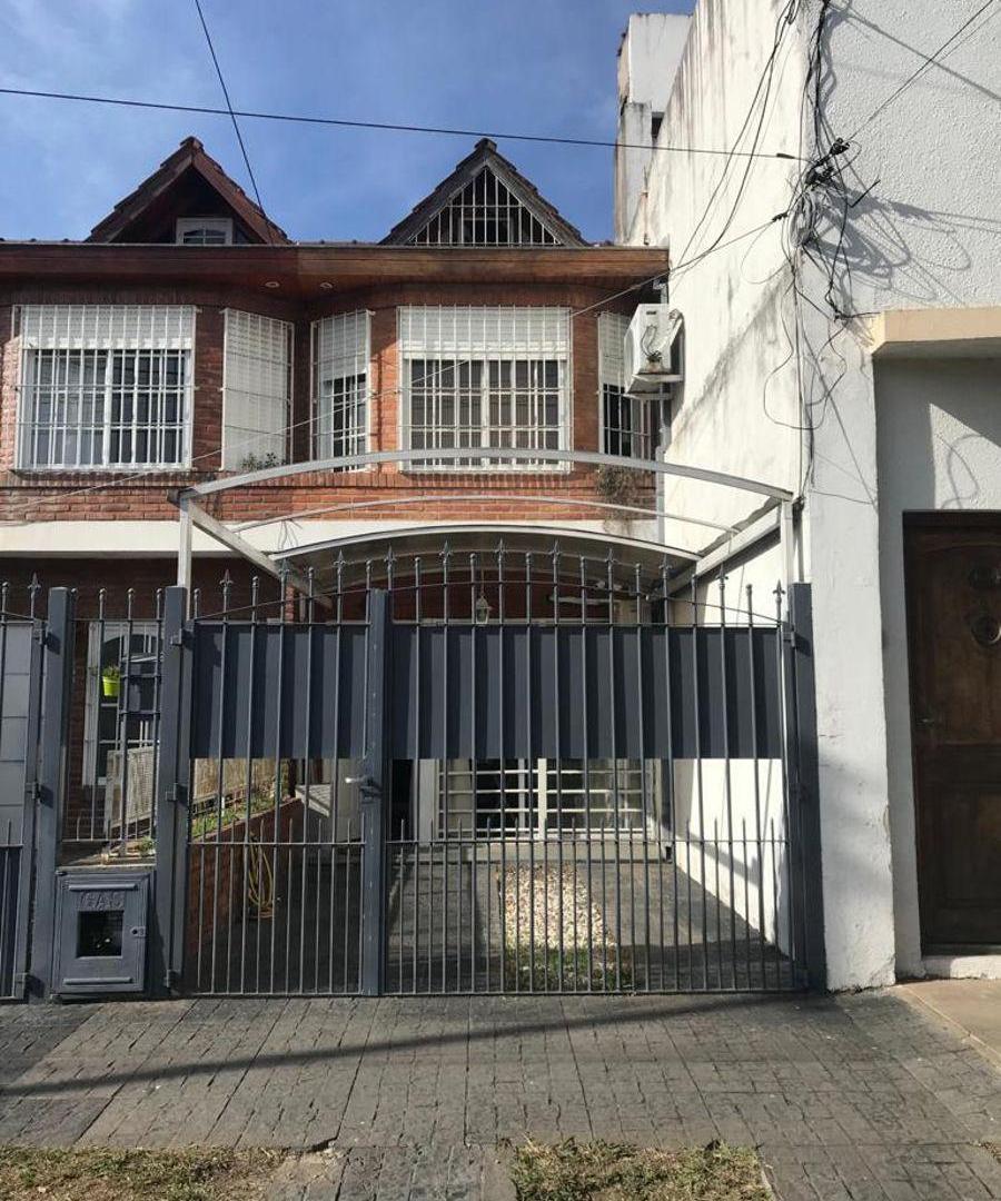 Foto de Dúplex de 3 ambientes Apto Crédito en excelente estado, imagen 3
