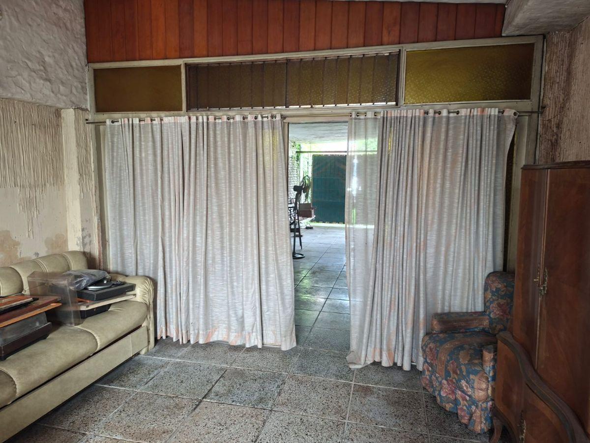 Foto de Casa a reciclar con potencial enorme en Ituzaingó Norte, imagen 5