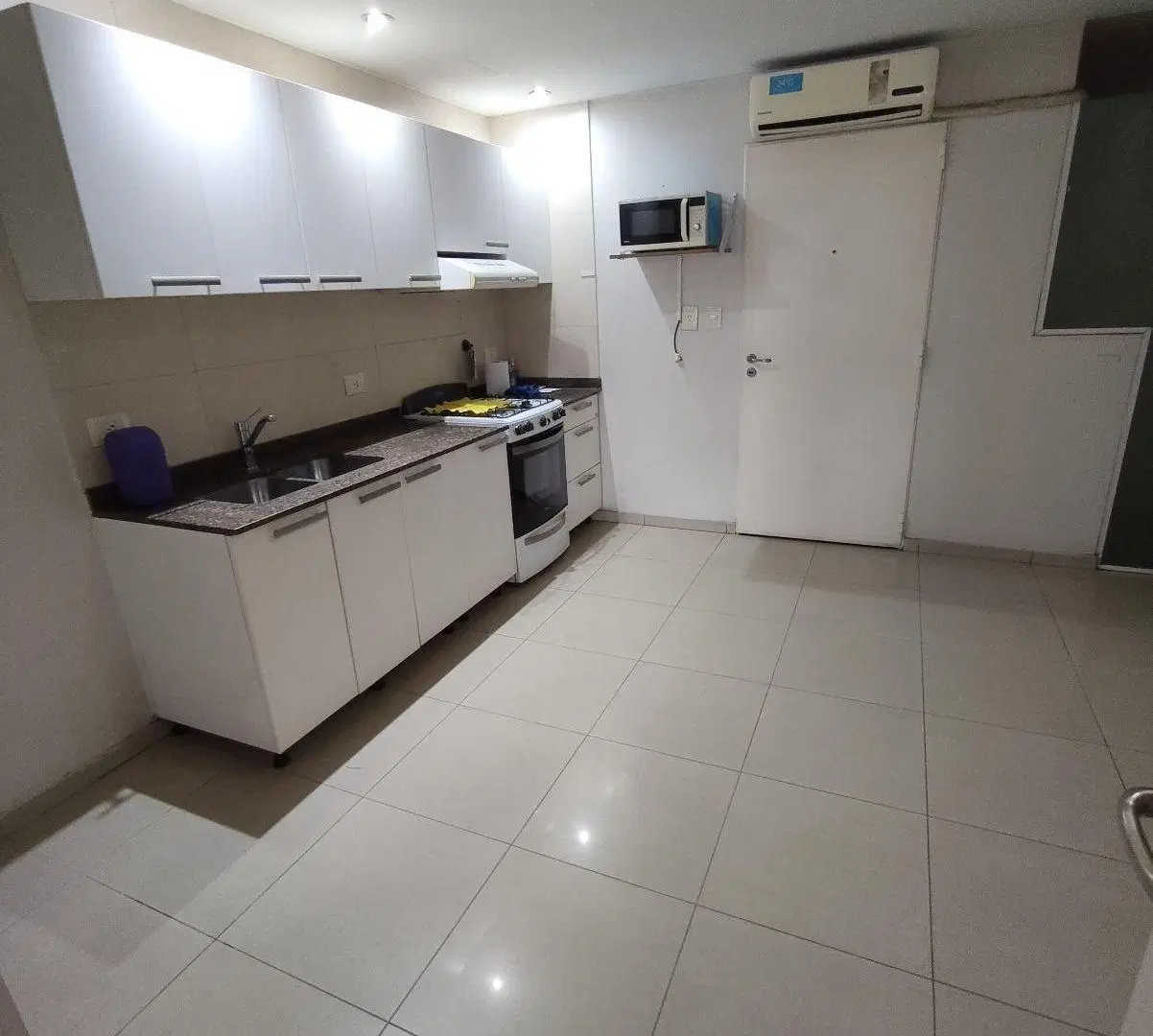 Venta departamento de 3 dormitorios en barrio norte, Tucuman 4