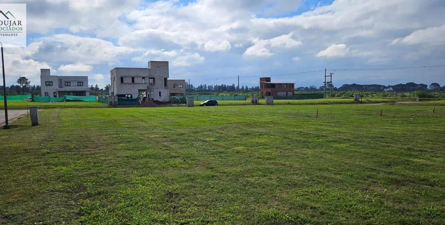 Terreno en Barrio Privado 4