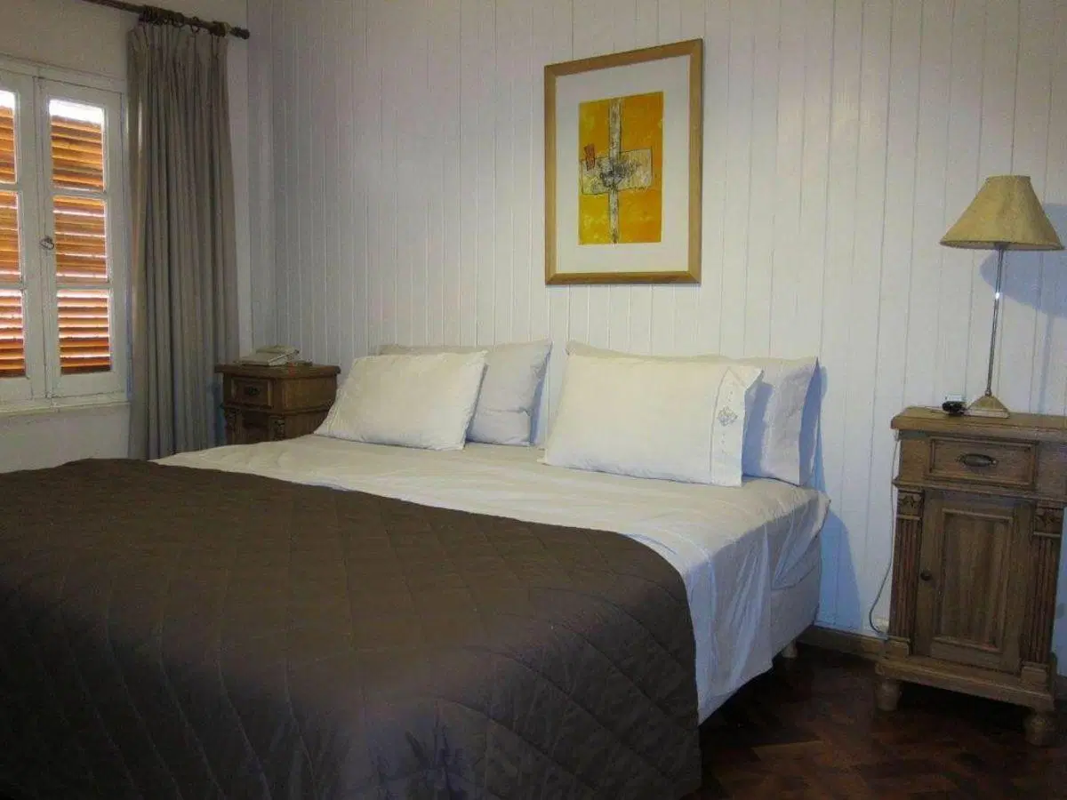 REAL INMOBILIARIA VENDE MAGNIFICA PROPIEDAD, en el CENTRO DE GODOY CRUZ a escasos metros de la Plaza 3