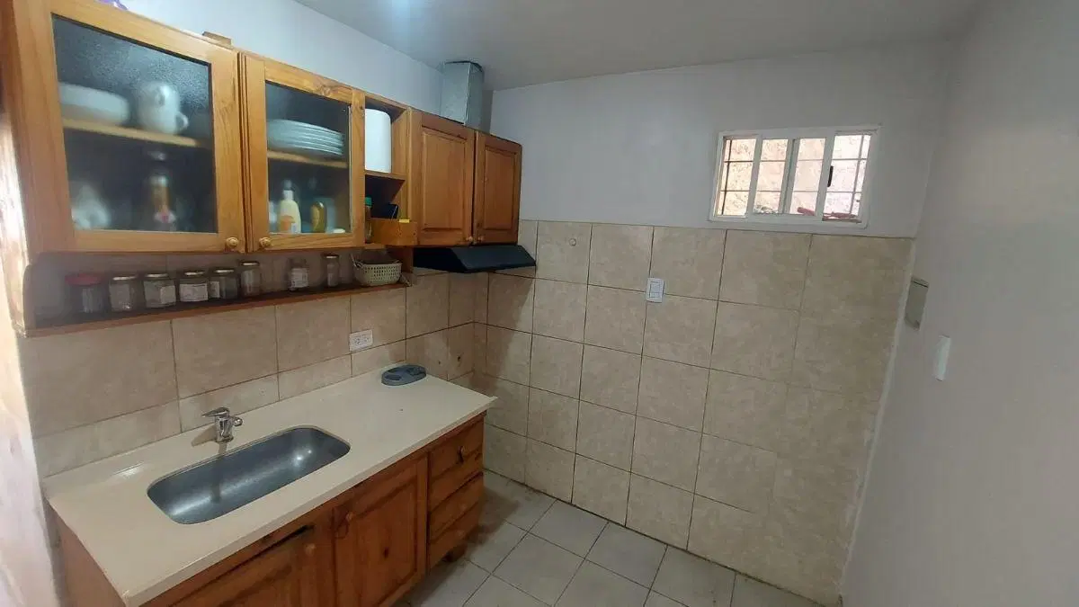 ALQUILER, CASA EN GODOY CRUZ, 2 HABITACIONES, ZONA PARQUE GRAL. SAN MARTIN, , CORREDOR DEL OESTE. 1