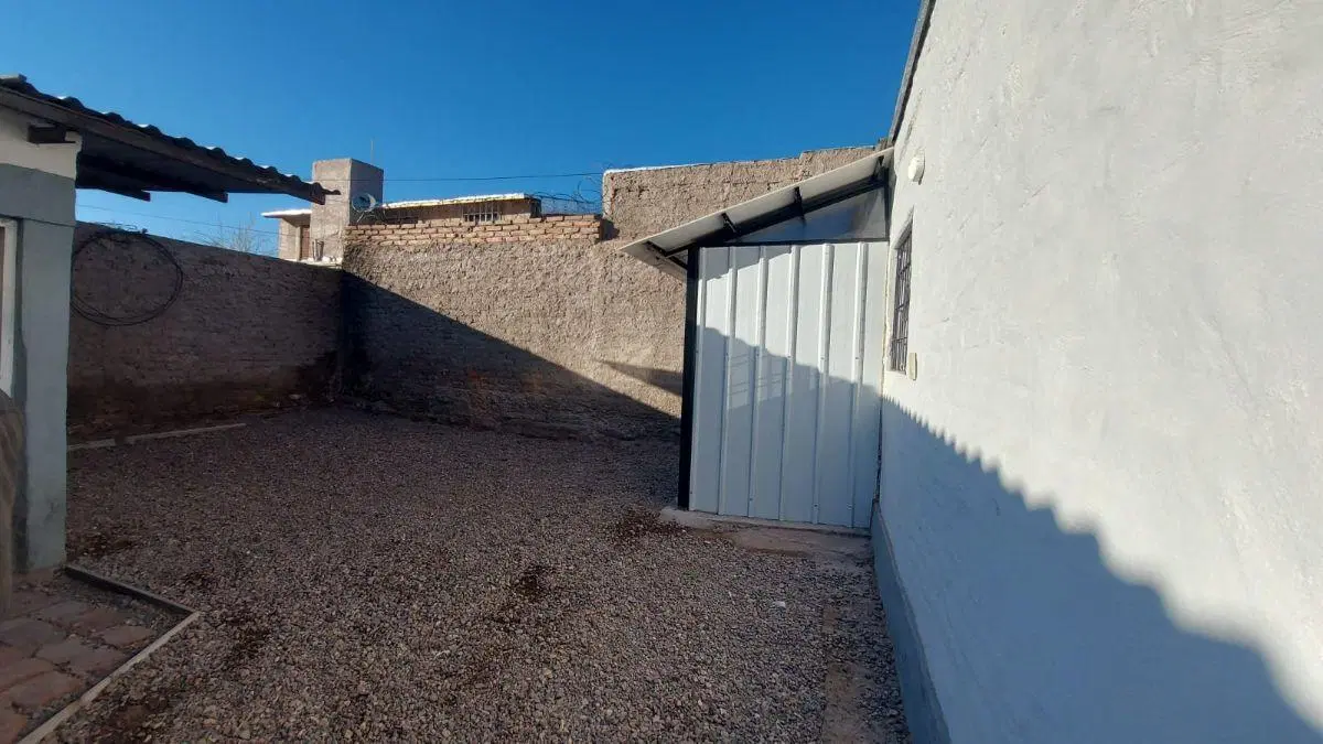 ALQUILER, CASA EN GODOY CRUZ, 2 HABITACIONES, ZONA PARQUE GRAL. SAN MARTIN, , CORREDOR DEL OESTE. 3