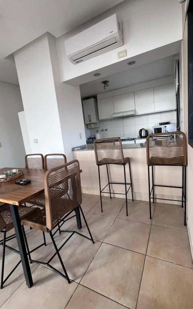 MODERNO DEPARTAMENTO A LA VENTA, 50 METROS, EN BARRIO BOMBAL SUR, GODOY CRUZ, MENDOZA. 3