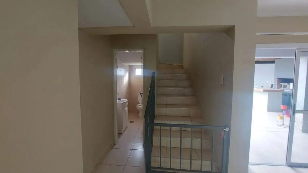 VENTA, CASA, 3 HAB. PISCINA, BARRIO PRIVADO URQUIZA, GUAYMALLEN 4