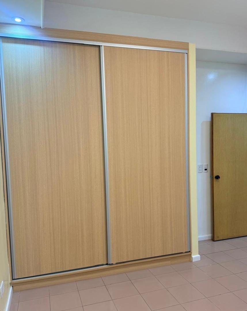Foto de Depto Frente 1er Piso - Alquiler Permanente - Apto Consultorio/Est, imagen 2