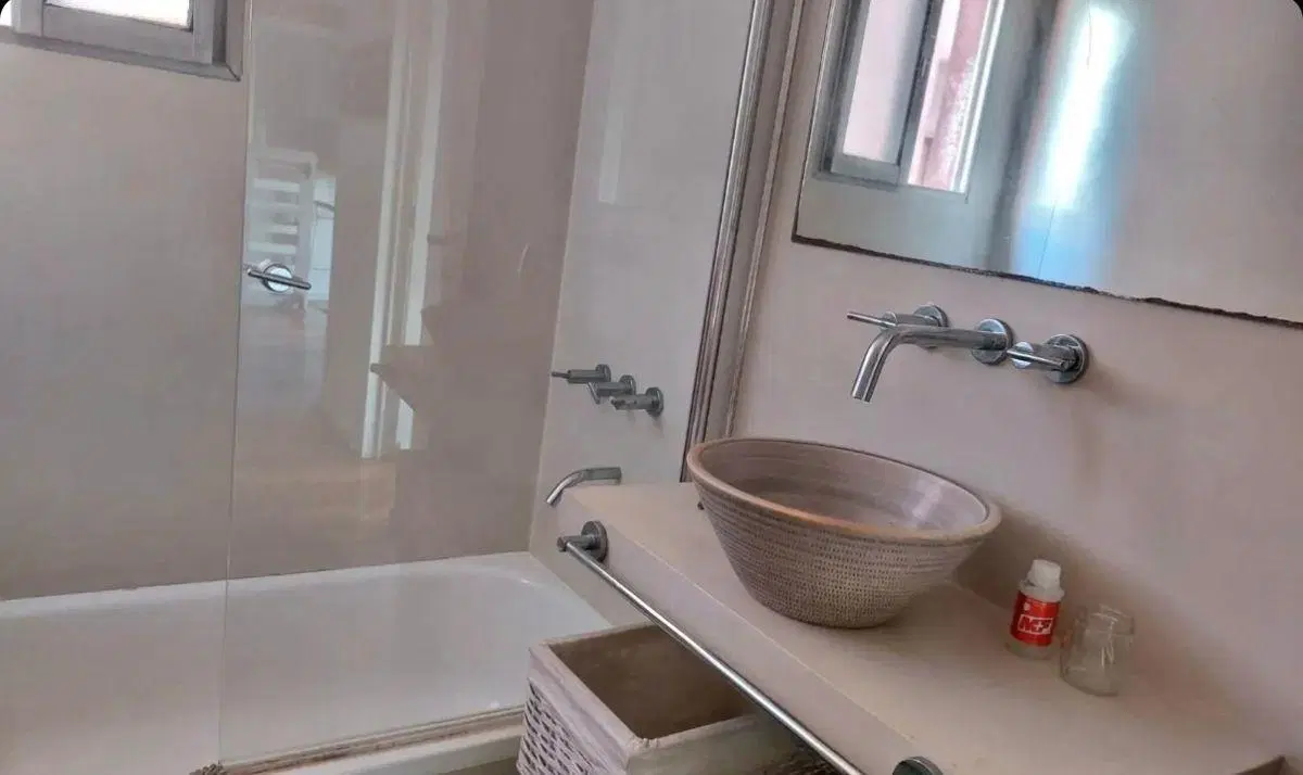 Departamento de 63 m2 3 ambientes en alquiler y temporal con cochera en Palermo 2