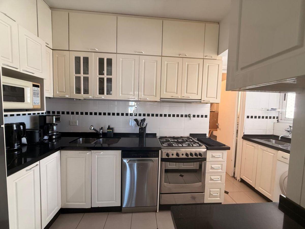 Foto de Departamento de 135 m2 Amoblado 3 Dormitorios Cochera en Alquiler y, imagen 4