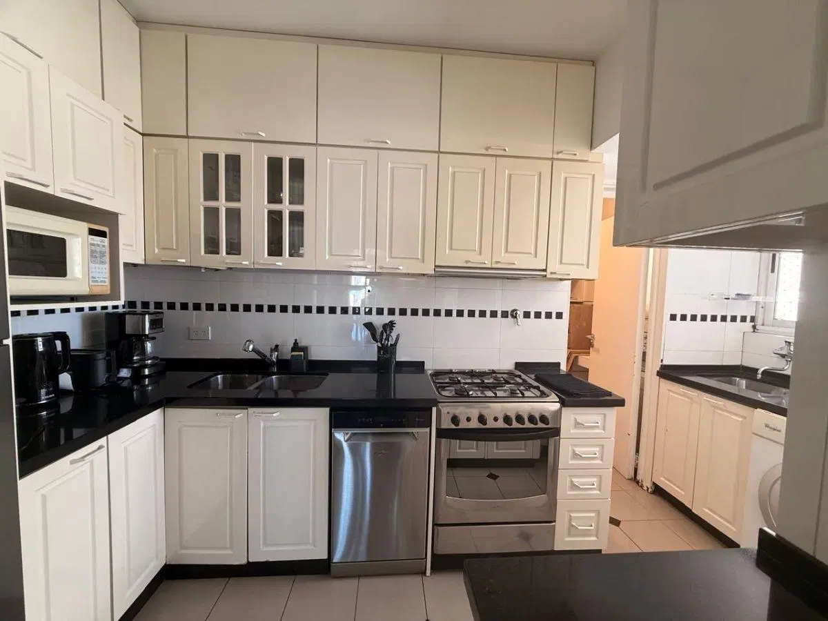 Departamento de 135 m2 con 3 Dormitorios Cochera en Alquiler y Temporal en Belgrano C 4