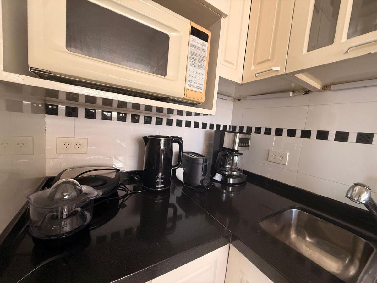 Foto de Departamento de 135 m2 Amoblado 3 Dormitorios Cochera en Alquiler y, imagen 5