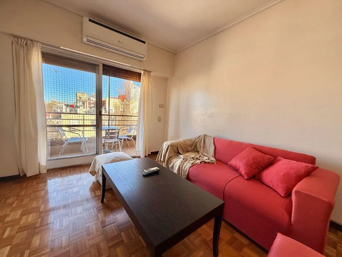 Departamento de 90 m² con 4 Ambeintes y 3 dormitorios en alquiler amoblado en Núñez 4