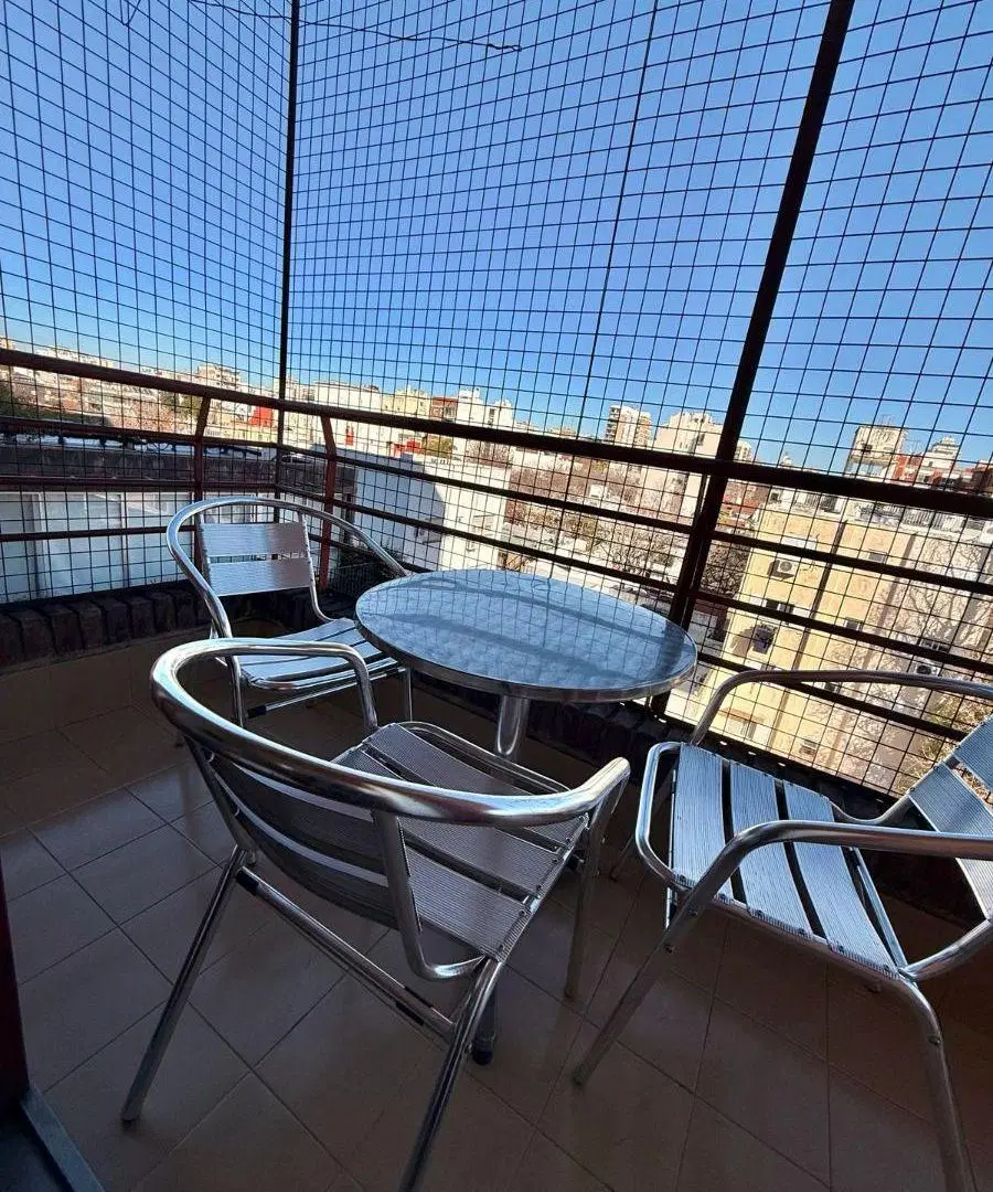 Departamento de 90 m² con 4 Ambeintes y 3 dormitorios en alquiler amoblado en Núñez 5