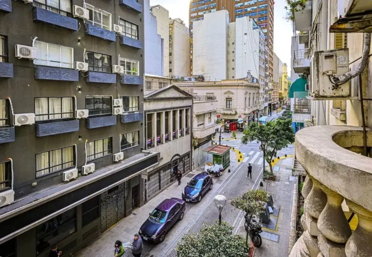 Alquiler y Alquiler Temporal 4 Ambientes Amoblado Centro 2