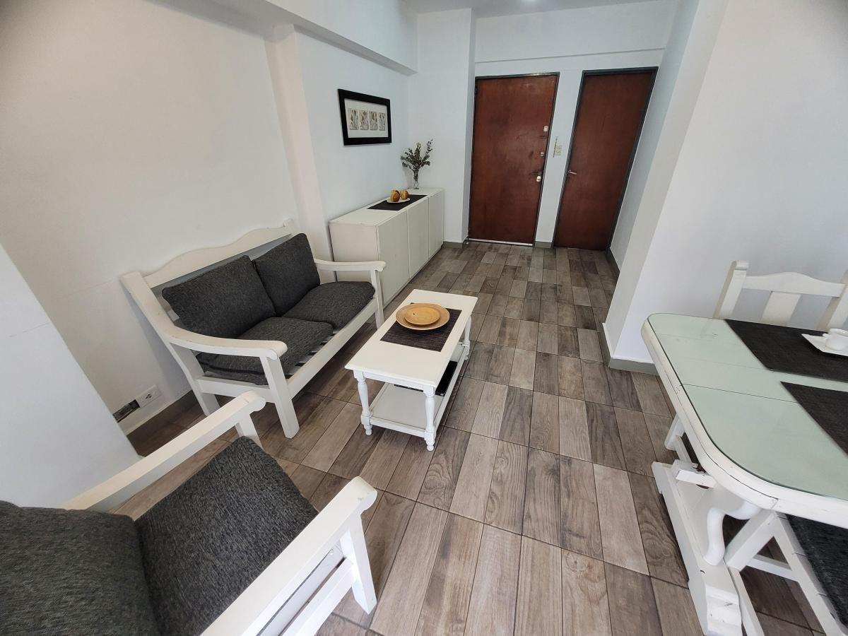 Foto de Departamento de 60 m² con 2 habitaciones en alquiler y alquiler, imagen 2