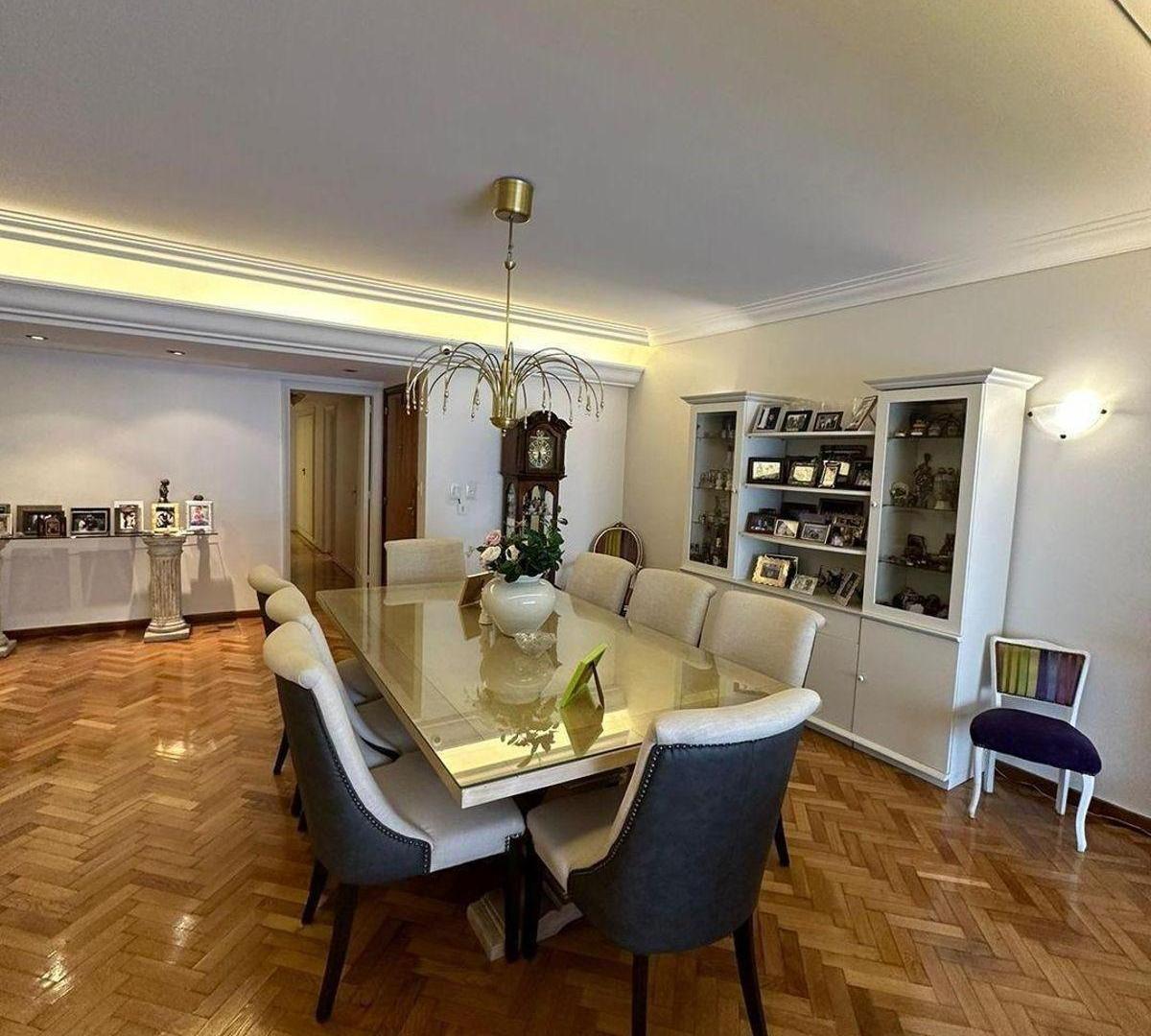 Foto de Departamento de 210 m² Amoblado con 4 dormitorios en alquiler y, imagen 5