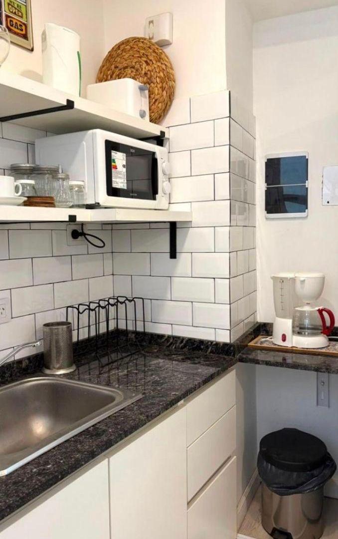 Foto de Departamento de 45 m² Amoblado con 1 dormitorio en alquiler y alquiler, imagen 2