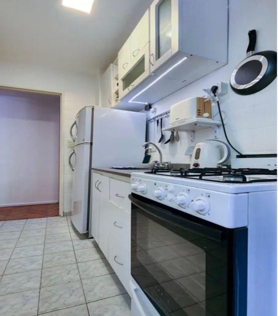 Foto de Departamento de 40 m² Amoblado de 1 dormitorio en alquiler y alquiler, imagen 2