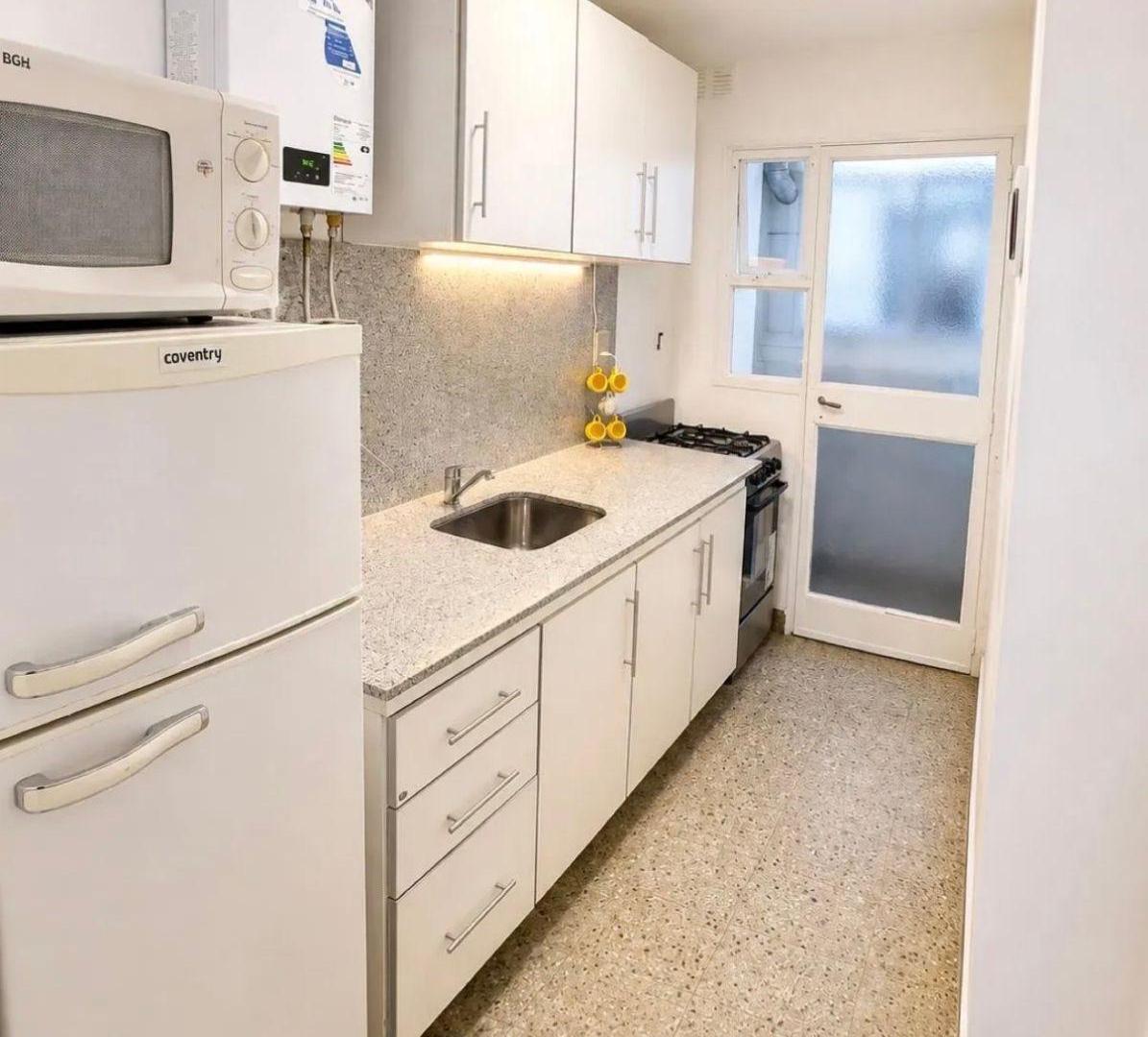 Foto de Departamento de 50 m² Amoblado con 1 habitación en alquiler y temporal, imagen 3