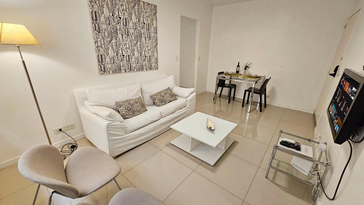 Foto de Departamento de 60 m² Amoblado con 2 dormitorios en alquiler y alquiler, imagen 2