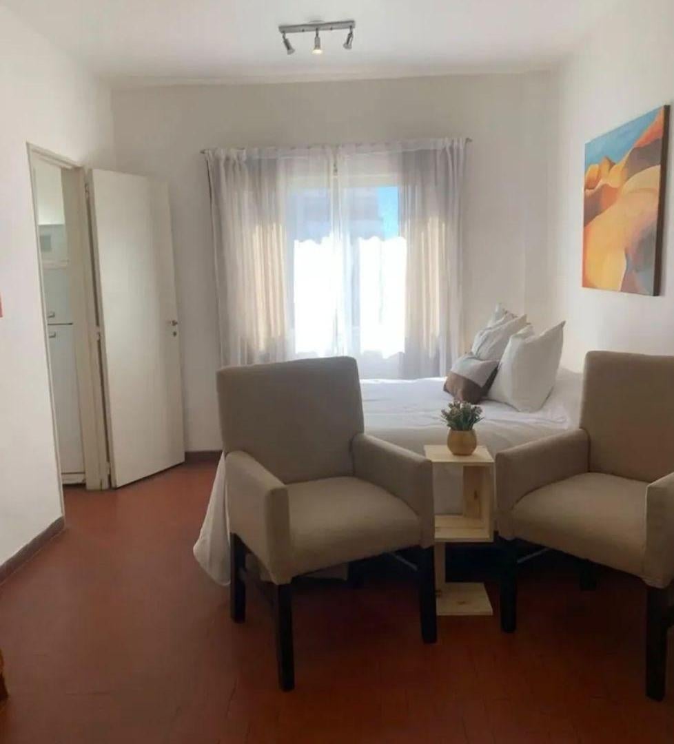 Foto de Departamento de 35 m² en alquiler y alquiler temporal en Recoleta, imagen 1