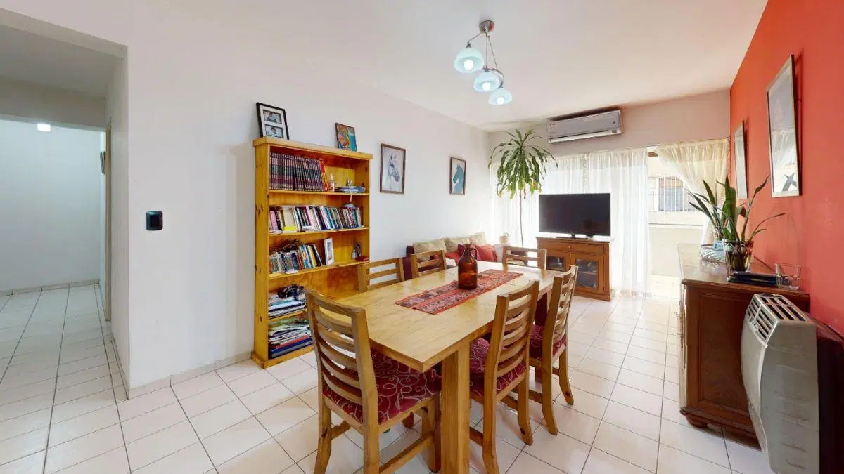 VENTA DEPARTAMENTO 4 AMBIENTES CON BALCON EN VILLA LURO 4