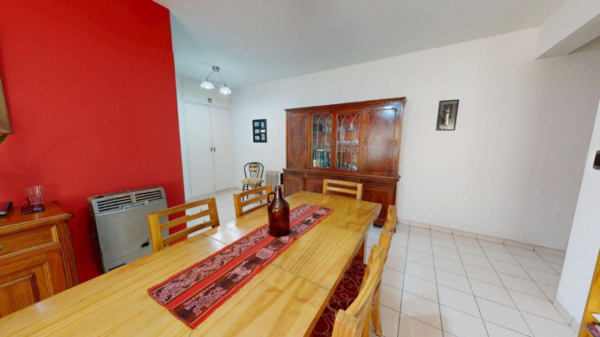 Foto de VENTA DEPARTAMENTO 4 AMBIENTES CON BALCON EN VILLA LURO, imagen 3