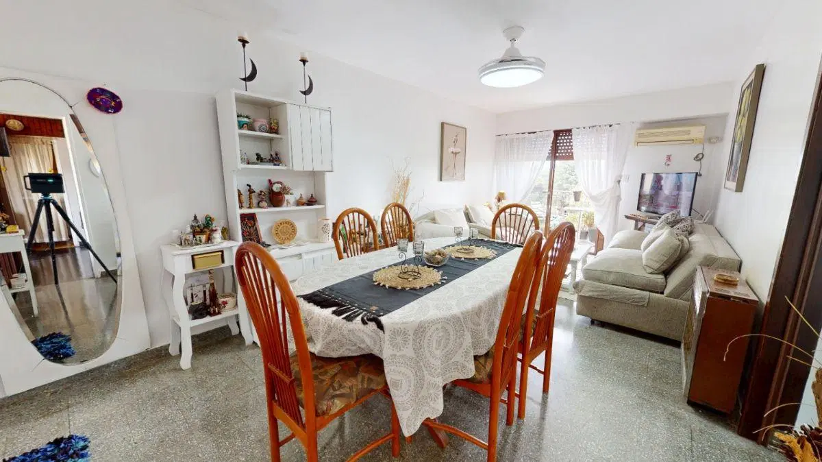 VENTA DEPARTAMENTO  3 AMBIENTES CON BALCON Y COCHERA DESCUBIERTA EN MARTINEZ 5