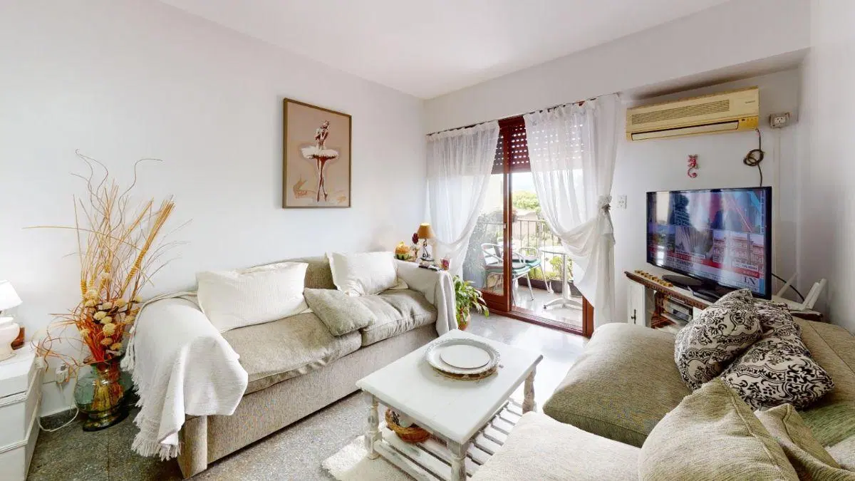 VENTA DEPARTAMENTO  3 AMBIENTES CON BALCON Y COCHERA DESCUBIERTA EN MARTINEZ 8