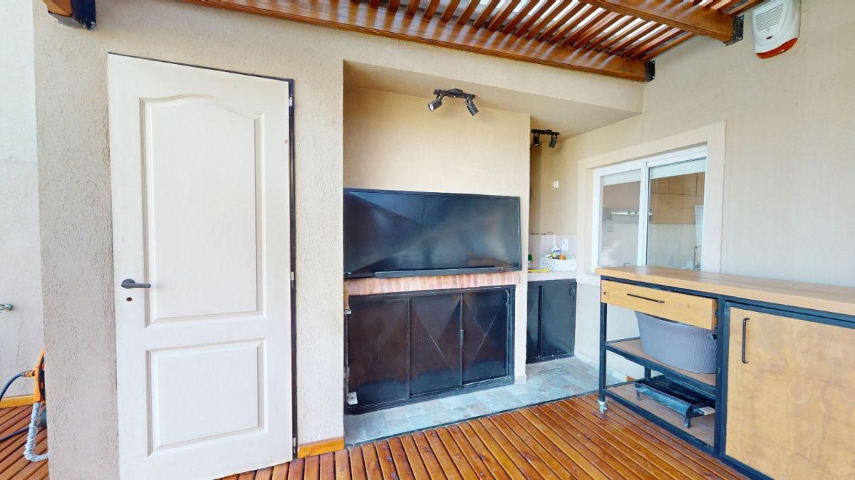 Foto de VENTA CASA 3 AMBIENTES CON PILETA QUINCHO Y COCHERA EN PETION CAÑUELAS, imagen 5