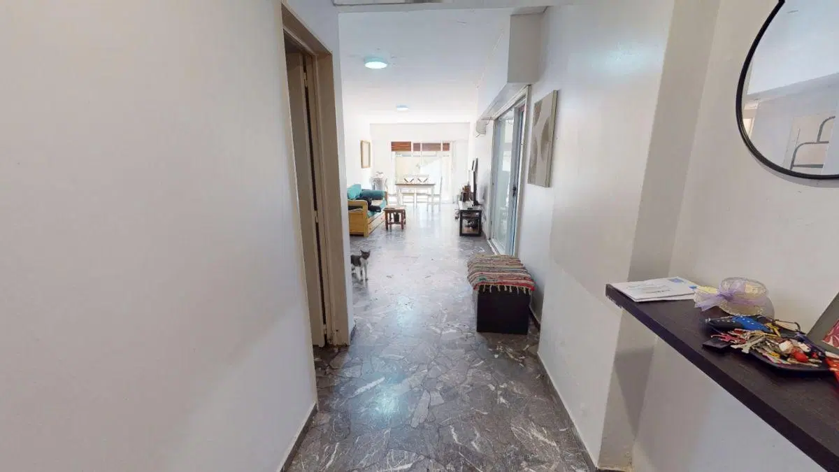VENTA DEPARTAMENTO 4 AMBIENTES CON PATIO Y BALCON EN BALVANERA 4