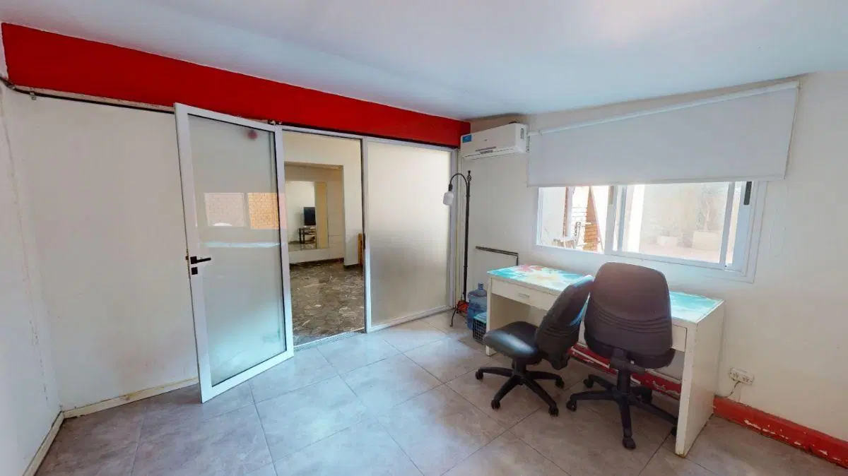 VENTA DEPARTAMENTO 4 AMBIENTES CON PATIO Y BALCON EN BALVANERA 5