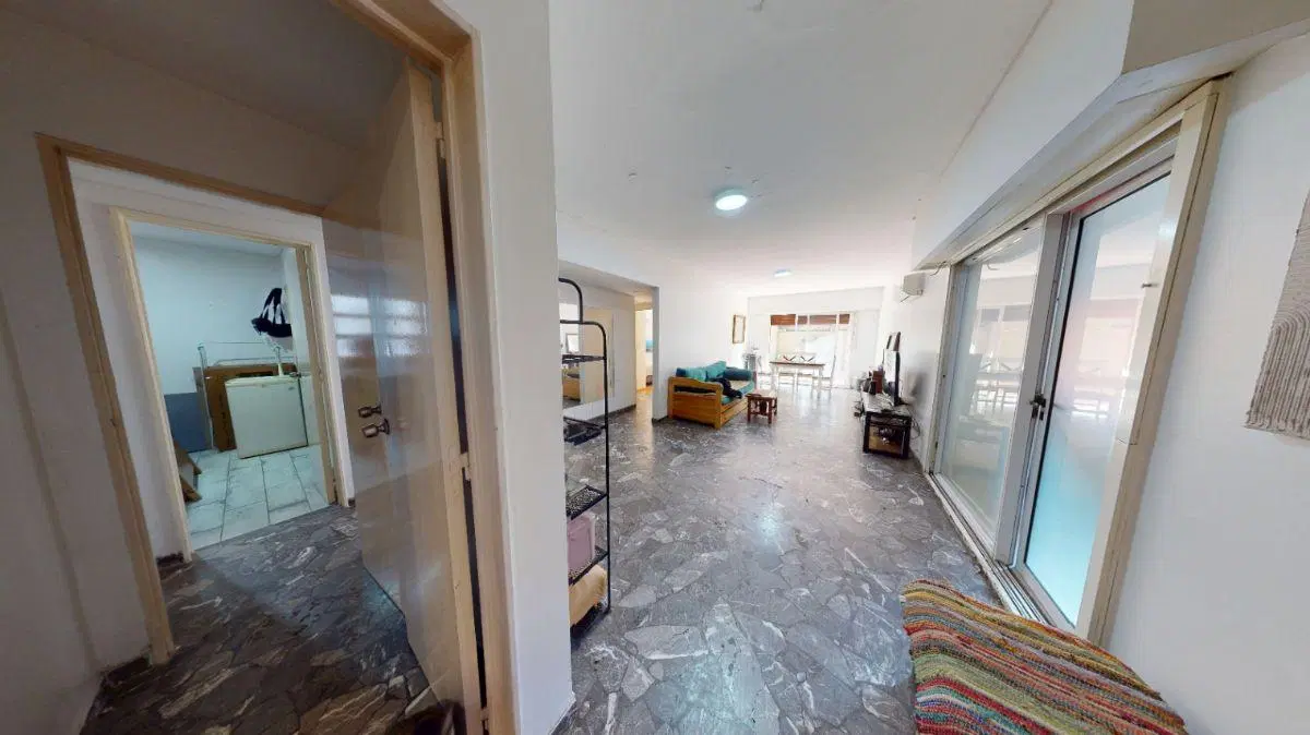 VENTA DEPARTAMENTO 4 AMBIENTES CON PATIO Y BALCON EN BALVANERA 3