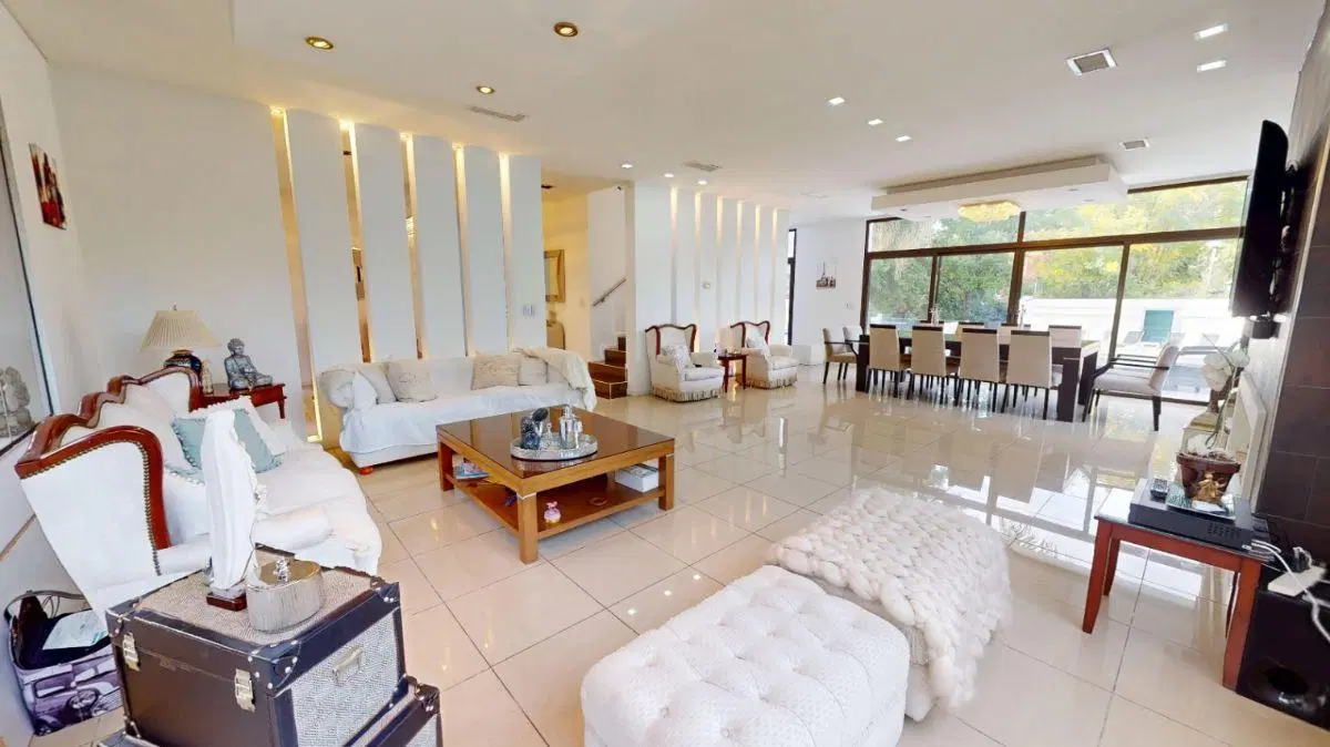 VENTA CASA 6 AMBIENTES CON PILETA EN SAN CARLOS COUNTRY 5