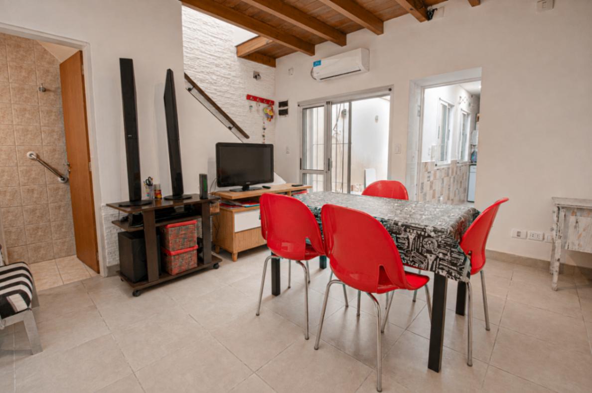 Foto de PH en venta en San Telmo, imagen 1