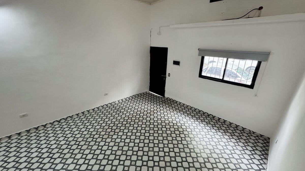Foto de ALQUILER PH MONOAMBIENTE EN DUPLEX CON PATIO EN VILLA LYNCH SAN MARTIN, imagen 2