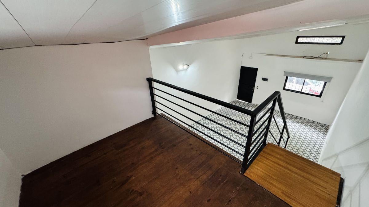 Foto de ALQUILER PH MONOAMBIENTE EN DUPLEX CON PATIO EN VILLA LYNCH SAN MARTIN, imagen 3