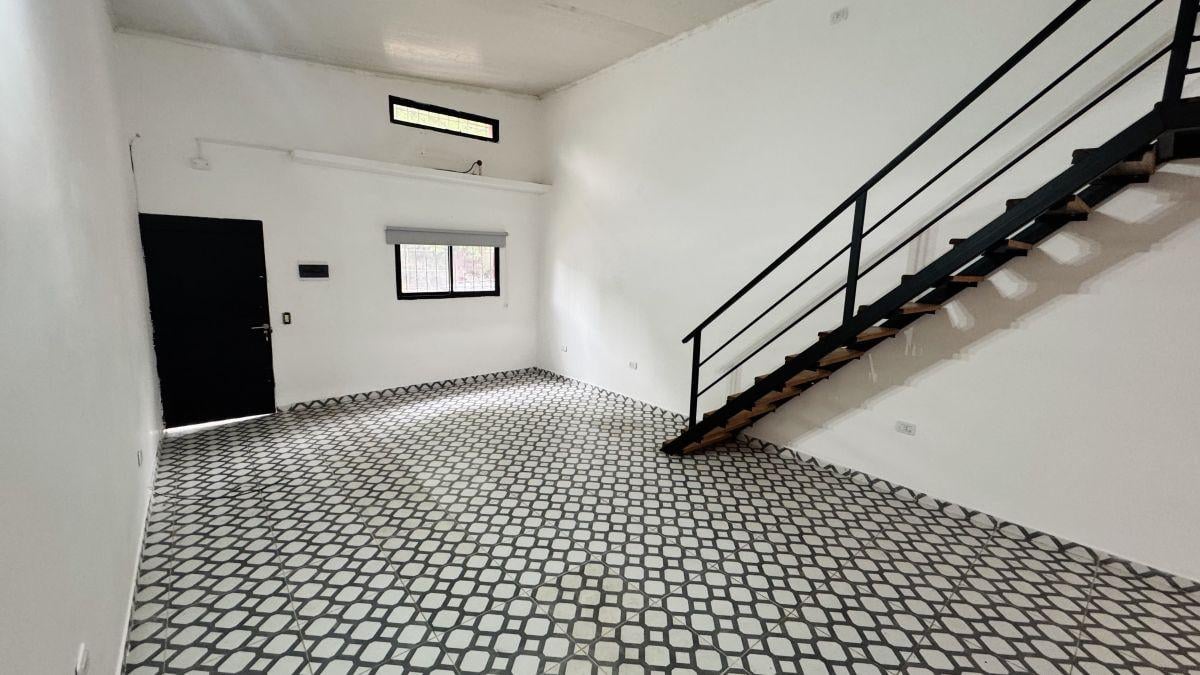 Foto de ALQUILER PH MONOAMBIENTE EN DUPLEX CON PATIO EN VILLA LYNCH SAN MARTIN, imagen 1