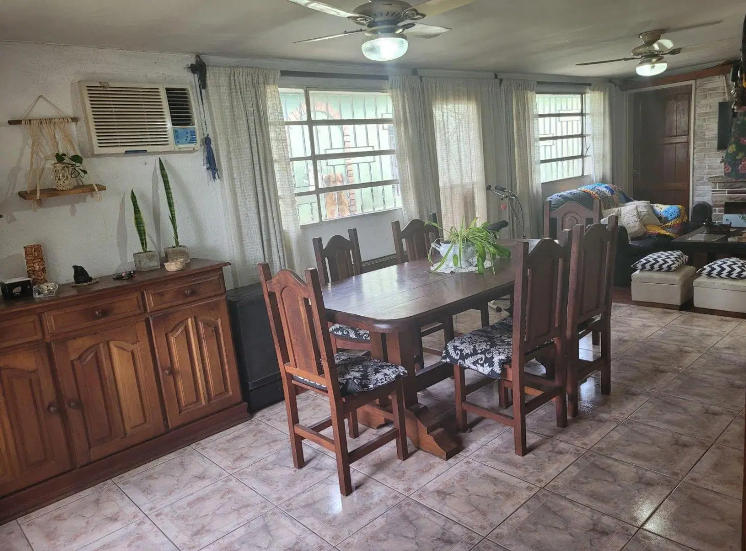 Casa 4 dormitorios en Parquefield 2