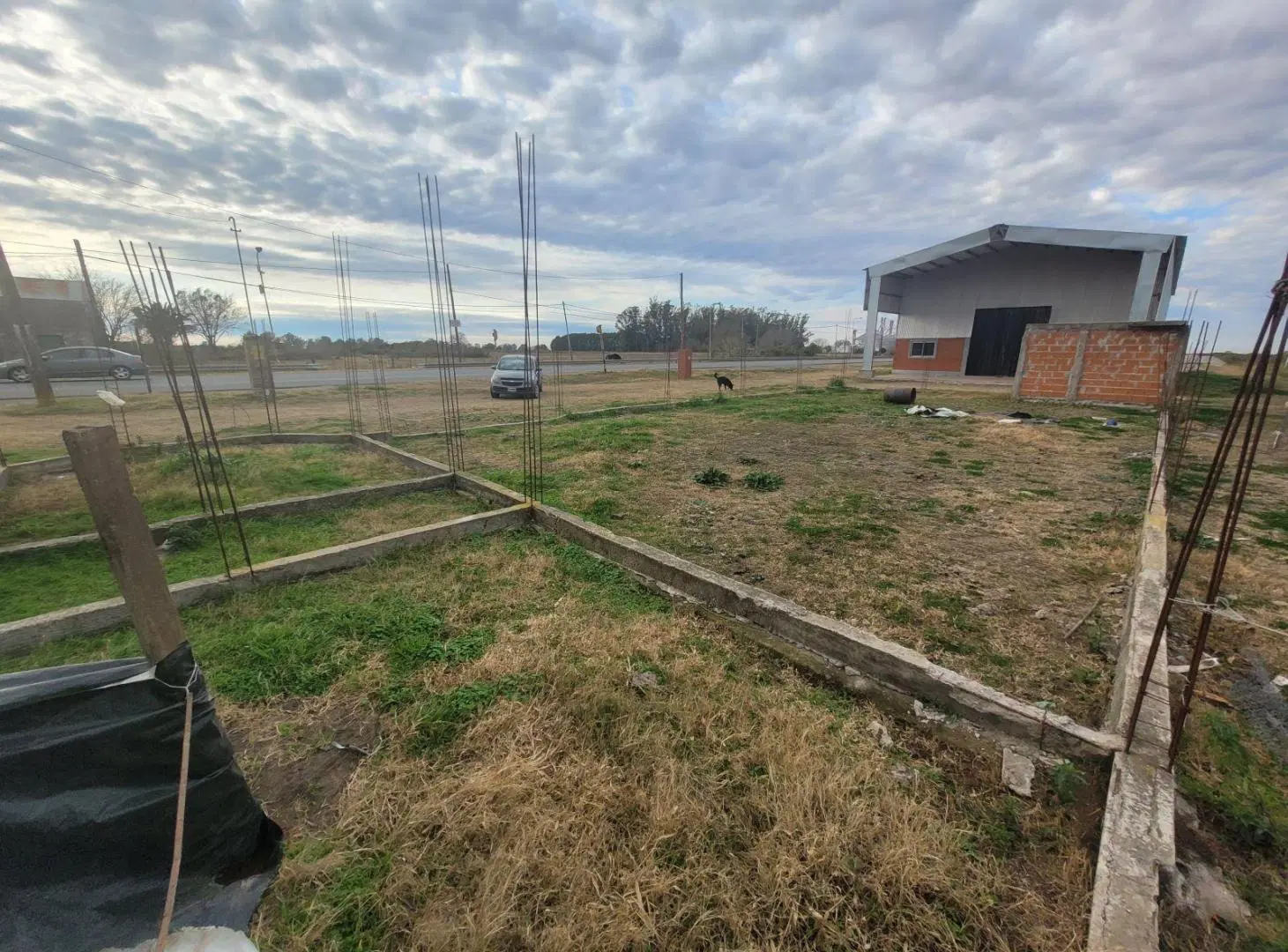 Lote sobre Ruta 11 en el acceso a Monje 3