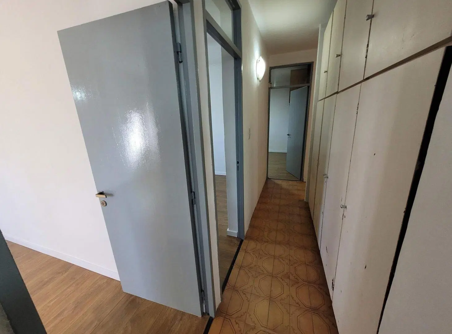 Vendemos dto pb de 3 dormitorios en B° Rucci. 3